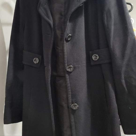 Coat - Picture 5 of 16